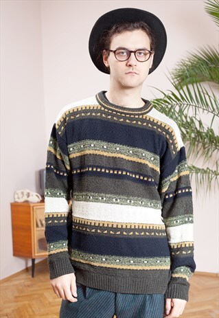 COOGI STYLE SWEATER FROM THE 90S