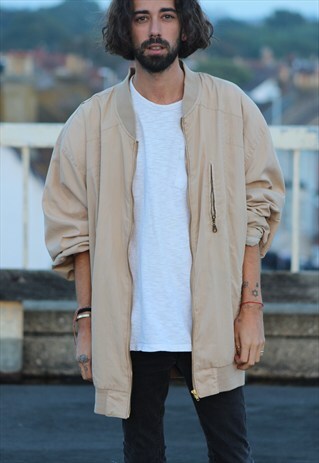 VINTAGE // 90'S // OVERSIZED BOMBER JACKET