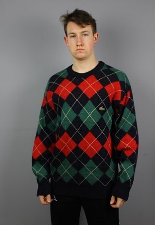 VINTAGE LACOSTE SWEATSHIRT IN RED WITH EMBROIDERED LOGO