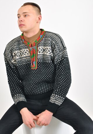 VINTAGE 90'S WARM JUMPER IN ABSTRACT PRINT