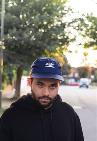 VINTAGE 90'S UMBRO CAP IN NAVY AND WHITE
