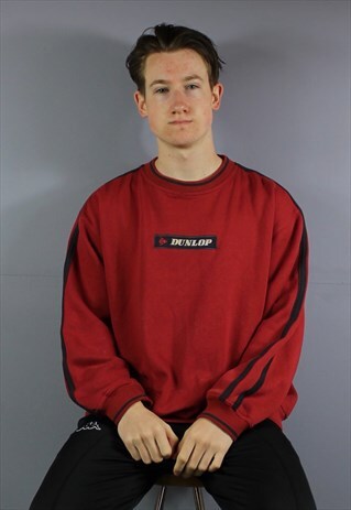 VINTAGE DUNLOP SPORTS SWEATSHIRT IN RED WITH EMBROIDERED BOX