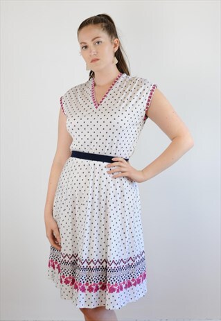 WOMENS VINTAGE 60S 70S DRESS WHITE FLORAL SEMI PLEATED
