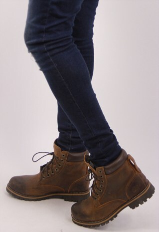 VINTAGE TIMBERLAND BOOTS