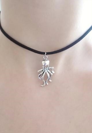 BLACK SUEDE OCTOPUS CHOKER