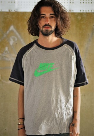 RETRO / NIKE / T-SHIRT