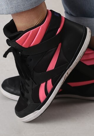 REEBOK HI TOPS TRAINERS UK 6 , US 8.5. (FM3S)