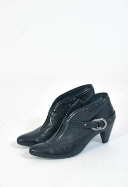 Vintage 00s real leather shoes in black