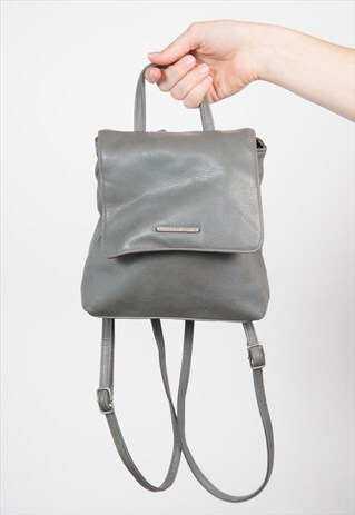 VINTAGE 90'S GREY LEATHER MINI RUCKSACK