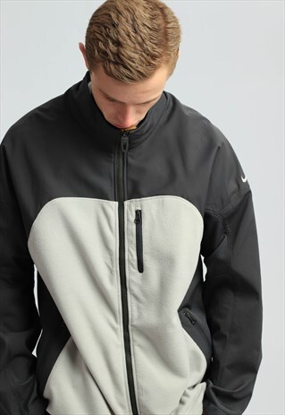 VINTAGE NIKE SPORT JACKET