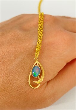 1980's Delicate Gold Opal Necklace