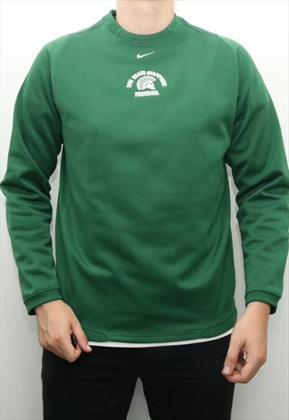 NIKE - GREEN MIDDLE SWOOSH NIKE SWEATSHIRT - MEDIUM