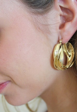 GOLD CLASSIC MODEL EARRING