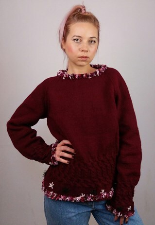 VINTAGE HEAVY WOOL HAND KNITTED JUMPER FLOWER EMBROIDERY