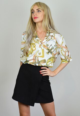 VINTAGE 90S WHITE CHAIN PRINT SHORT SLEEVE POLO SHIRT