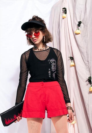 VINTAGE RED HOT PANTS 70S HIGH-WAISTED SHORTS