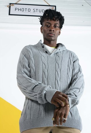 VINTAGE CHAPS JUMPER IN GREY.
