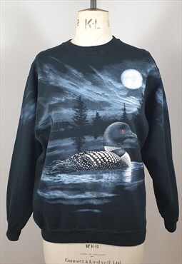 Vintage Duck Full Moon Lake Black Graphic Sweatshirt M