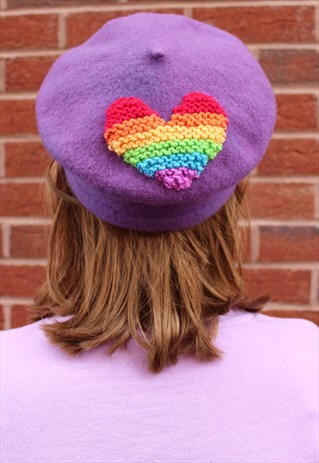 VINTAGE 90'S SMALL PURPLE WOOL BERET WITH RAINBOW HEART