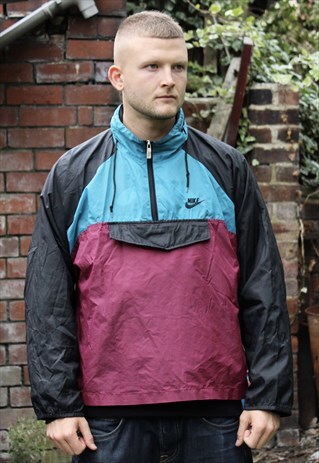 VINTAGE NIKE PULLOVER WINDBREAKER SMALL