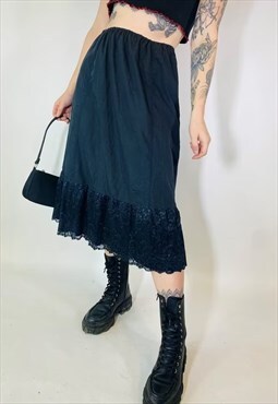 Vintage 90s Cottagecore Black Slip Tiered Midi Skirt