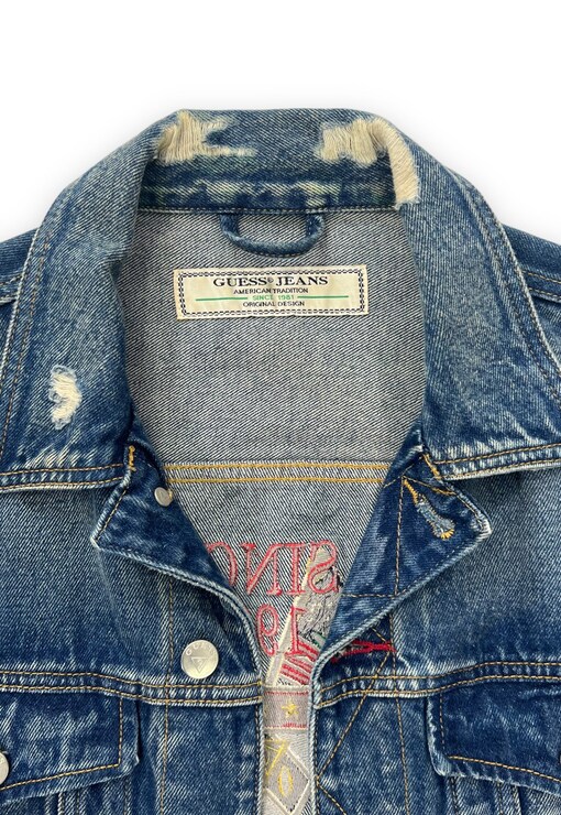 garment image