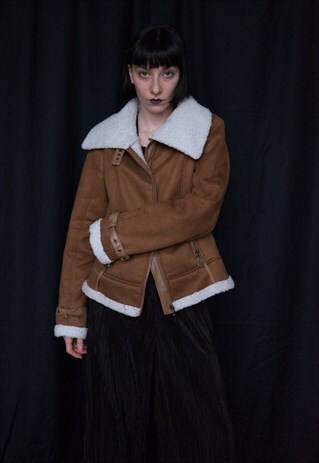 VINTAGE CARAMEL FEMININE SHEEPSKIN JACKET