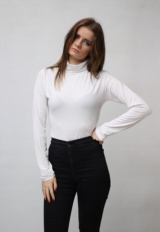 VINTAGE PURE WHITE COTTON GOLF TURTLENECK