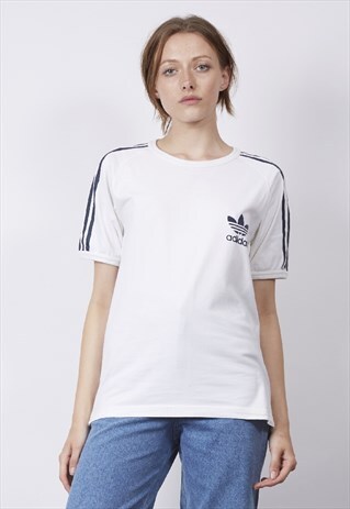 VINTAGE 90'S STRIPE ADIDAS LOGO WHITE T-SHIRT