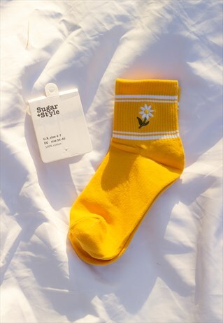 Yellow Daisy Embroidered Stripe Socks