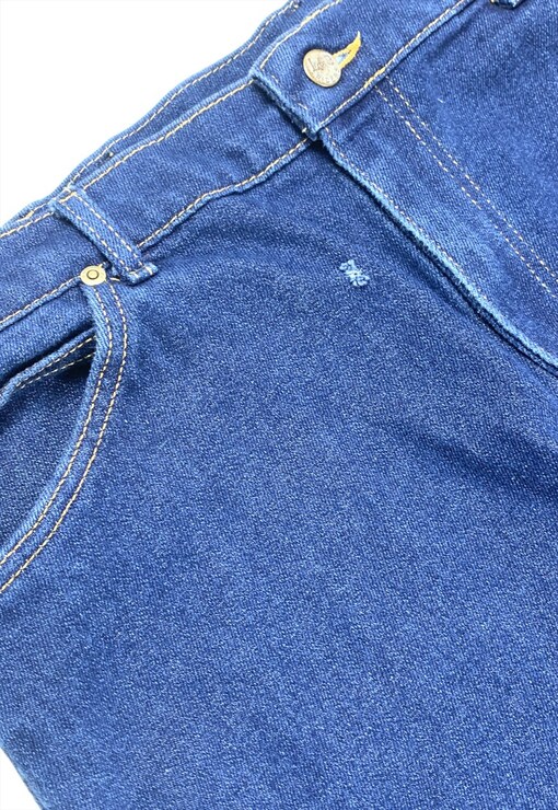 garment image