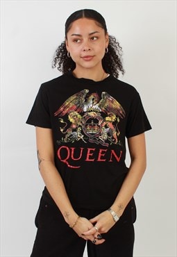 Vintage queen black graphic t shirt