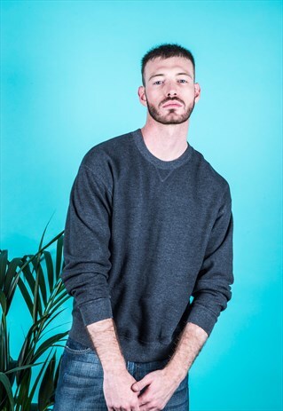 VINTAGE SWEATER IN GREY
