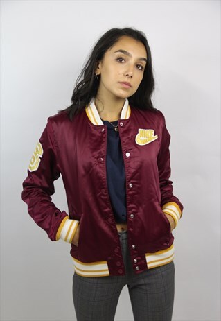 VINTAGE NIKE PURPLE RETRO JACKET
