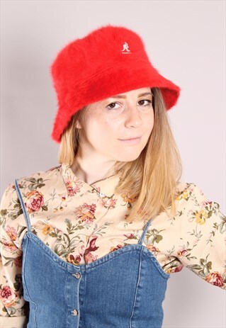 VINTAGE 90S KANGOL RED FLUFFY BUCKET HAT