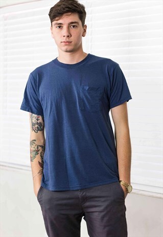 VINTAGE FRUIT OF THE LOOM POCKET T-SHIRT LOGO 90S M 4.6