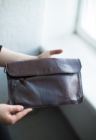VINTAGE 90'S BROWN LEATHER CLUTCH