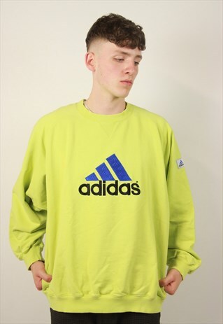 VINTAGE ADIDAS SWEATSHIRT