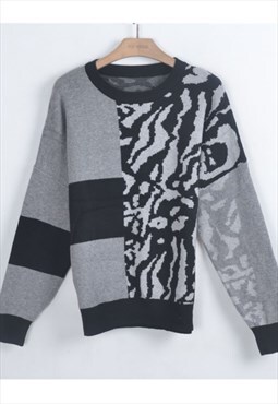 Leopard print with patch design jumper in black