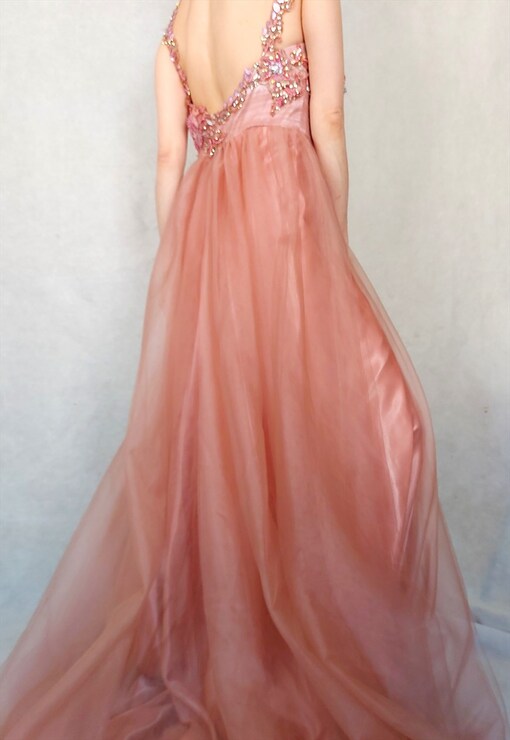 garment image
