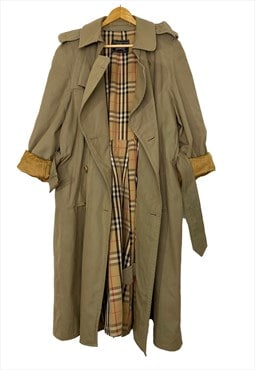 Burberry vintage oversized unisex trench coat. Size L