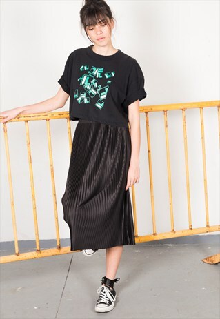 VINTAGE 80'S FILA CROP TOP /AVELINASREWORKS/ S0001