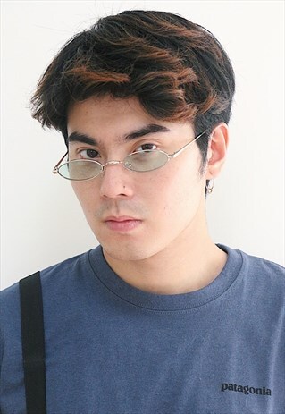 SLIM OVAL SUNGLASSES WITH GREEN LENSES