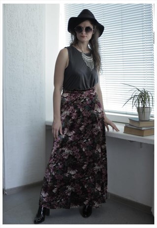 VINTAGE 80'S MAXI VELVET MULTI COLOUR FLOWER PRINT SKIRT