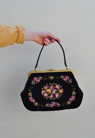 VINTAGE BLACK TAPESTRY EMBROIDED HANDBAG