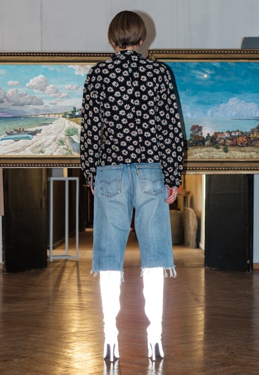 garment image