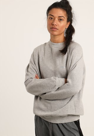 VINTAGE LEVI'S EMBROIDERED SPELLOUT SWEATSHIRT
