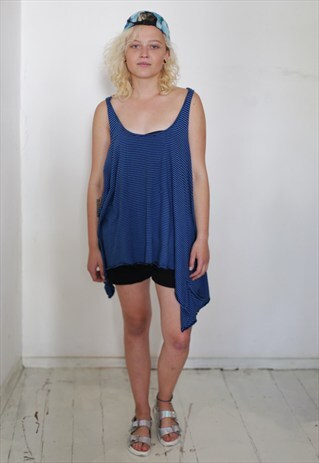 VINTAGE 90'S BLACK/BLUE STRIPED SLEEVELESS TOP