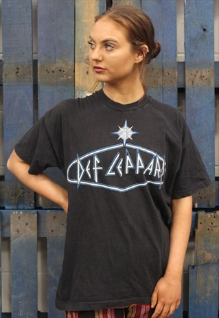 VINTAGE 90S DEF LEPPARD BAND T SHIRT