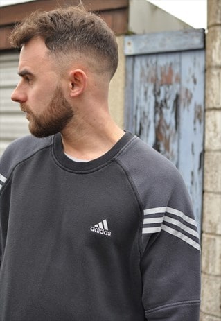 VINTAGE 90'S ADIDAS SWEATSHIRT